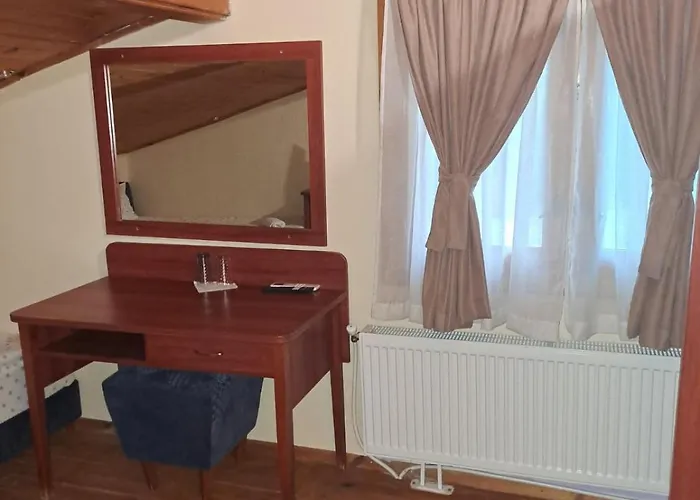 стария чинар